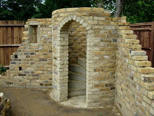 Completion of the door arch - end of June 2006