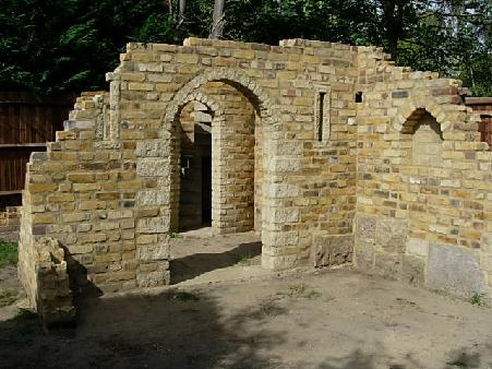 Completion of the arch Sept. 2006